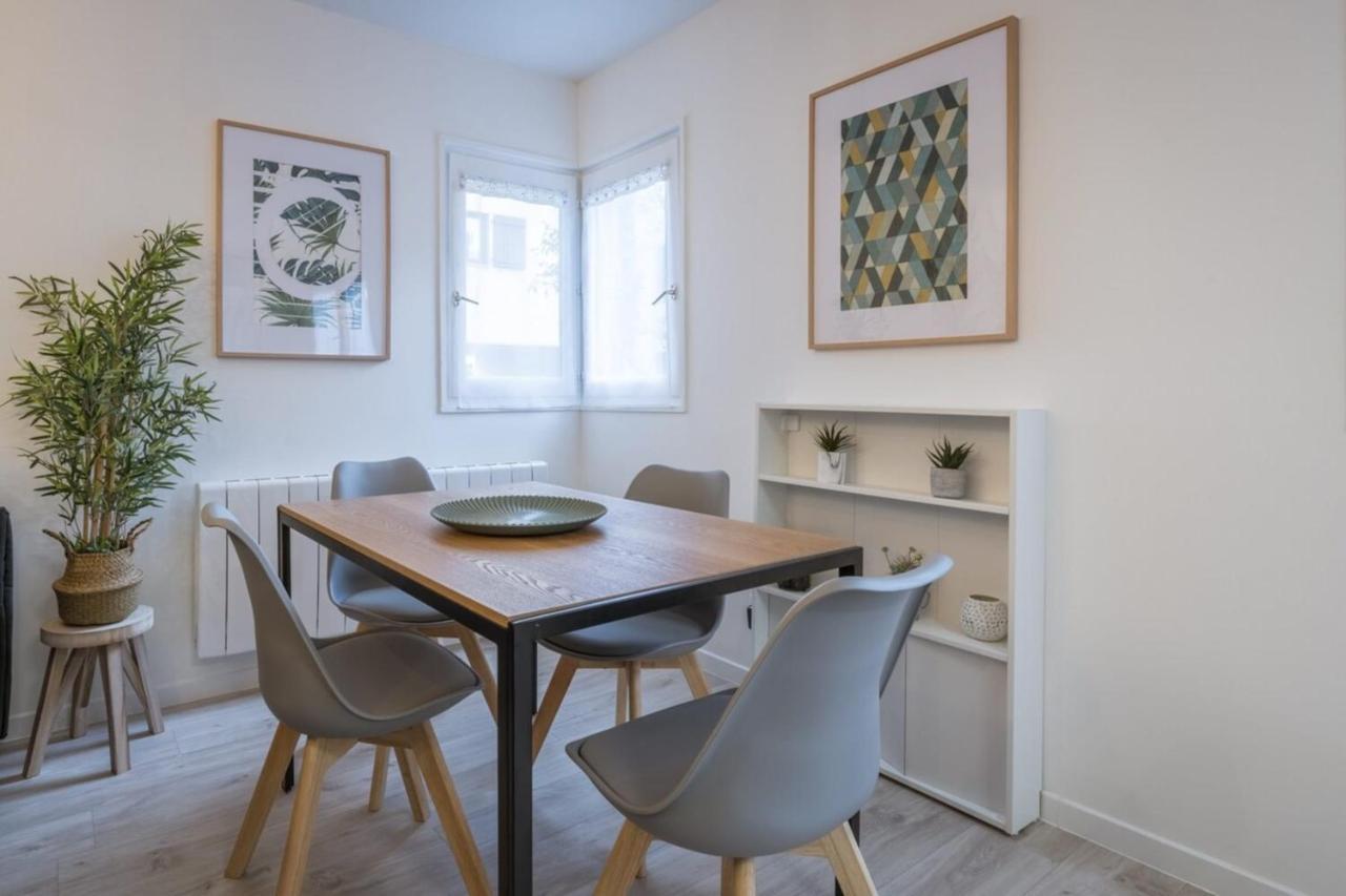Superbe appartement en vieille ville et à 5 min à pied du lac ! Parking gratuit Annecy Exterior foto