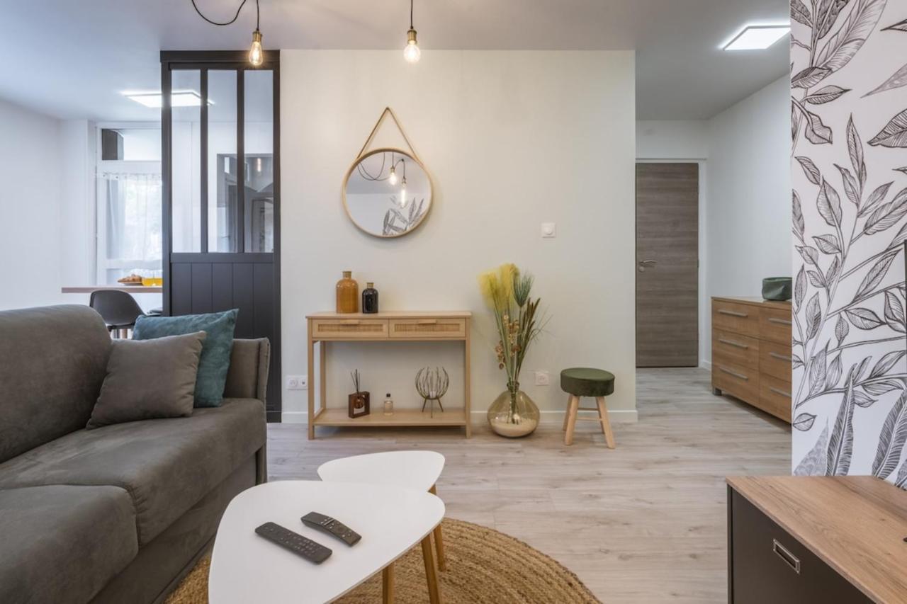 Superbe appartement en vieille ville et à 5 min à pied du lac ! Parking gratuit Annecy Exterior foto